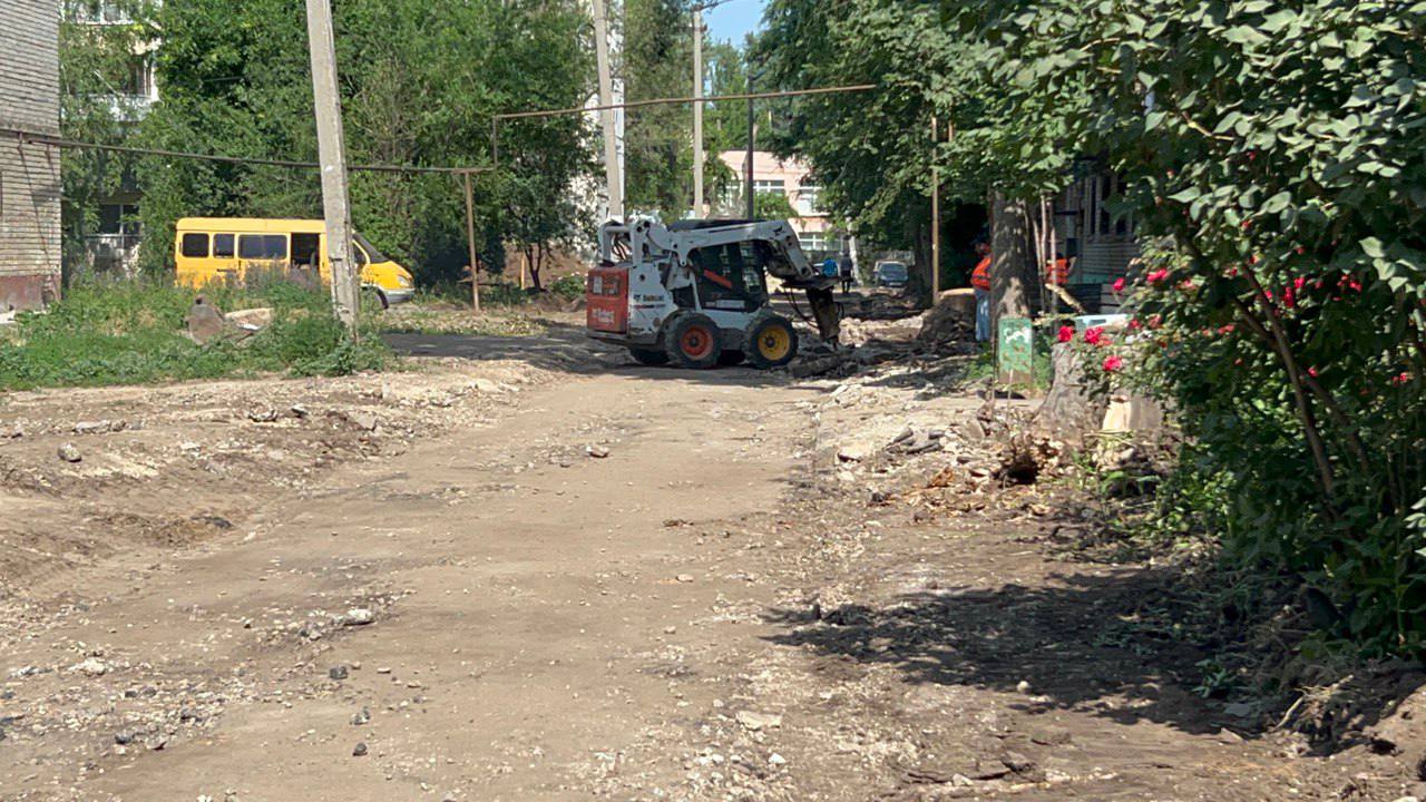 Междворовые территории отремонтируют во всех районах Саратова
